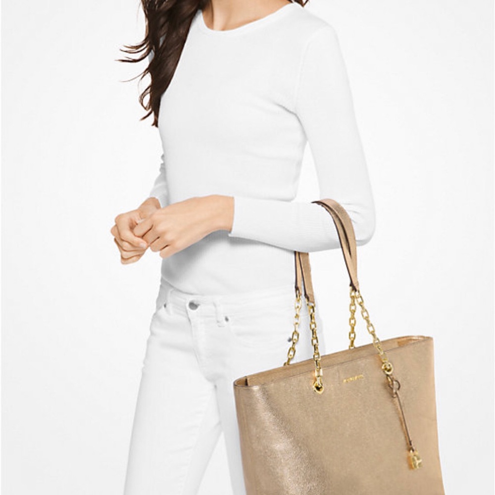 Michael Kors Mercer Chain Tote Bag w/ Laptop Compartment in Metallic Pale Gold - Picture 4 of 16